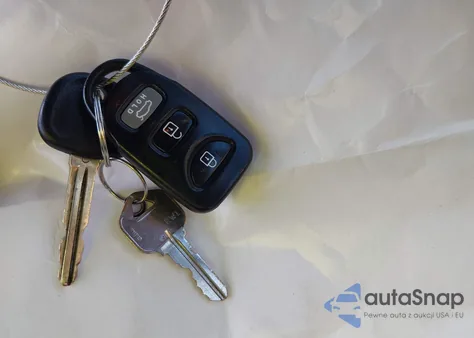 2013 Hyundai Elantra Gls from USA, damaged, VIN 5NPDH4AE7DH270539